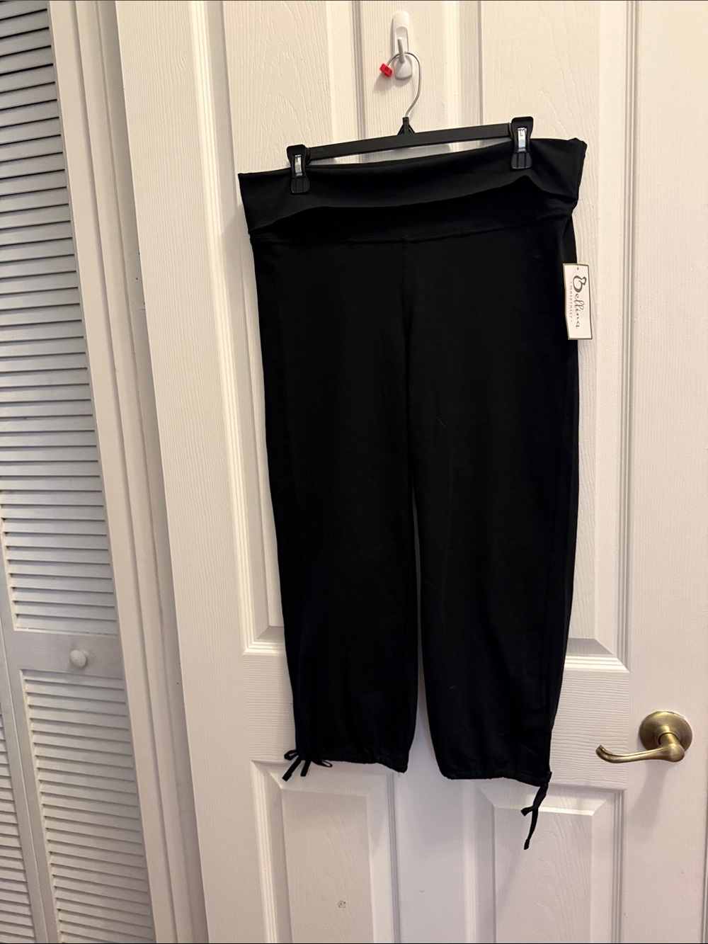 Bellini Black womens  Pull-On Capri Maternity Bottoms